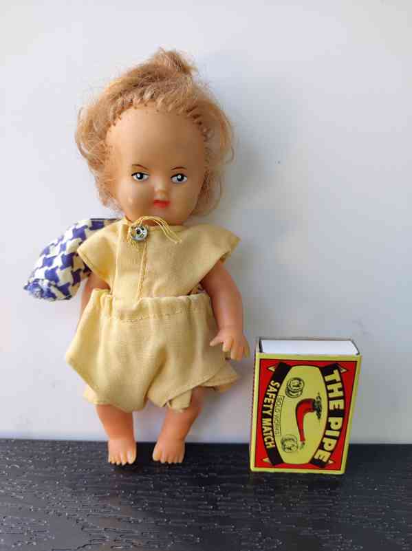 Retro dětská panenka.  - foto 2
