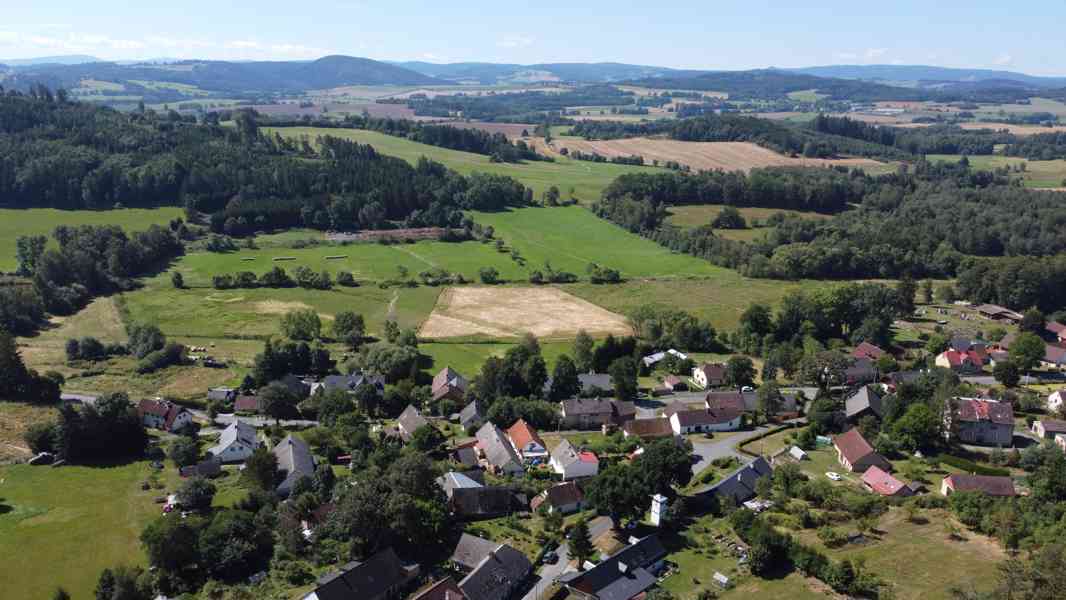 Prodej stodoly se stavebním pozemkem v Mlázovech  - foto 9