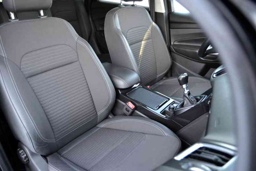 Ford Kuga 2.0 TDCI 132kW Titanium - foto 17