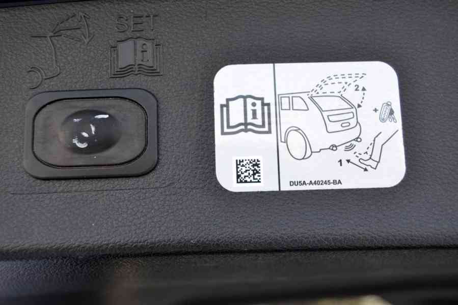 Ford Kuga 2.0 TDCI 132kW Titanium - foto 14