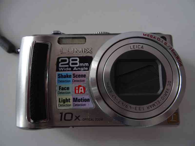 Digitální fotoaparát Panasonic LUMIX DMC-TZ5 - foto 2