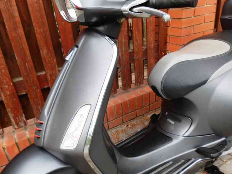 Vespa Sprint 125 iGET (2015 ABS ) - foto 22