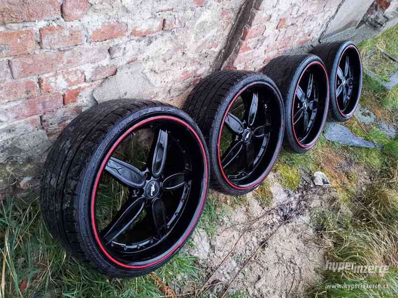 Exkluzivní WOLF Racing 20" 9Jx20H2 ET40+letní 235/30/20 - foto 5