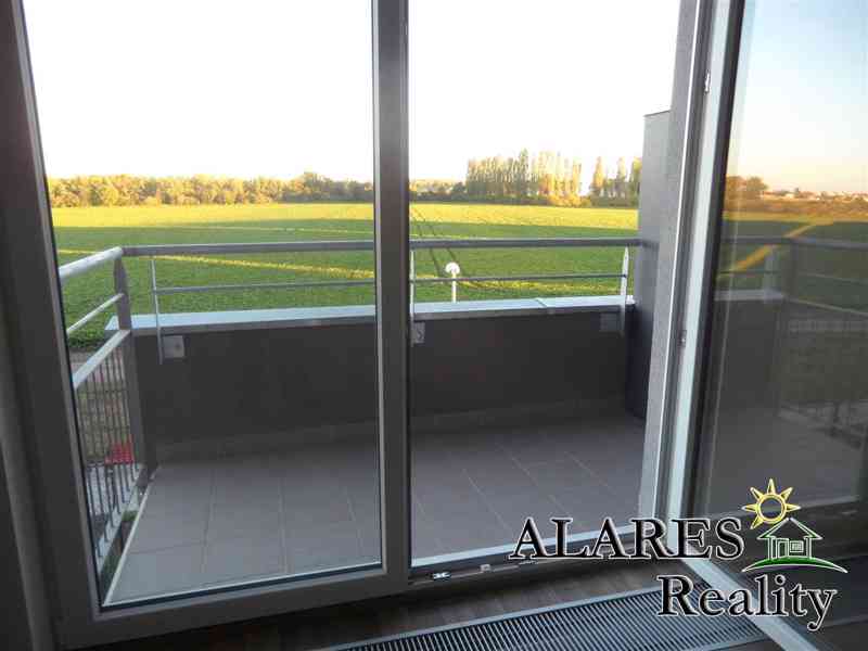 Novostavba 1+kk 31m2, balkon, ul.Kadečkové, Praha 18 Letňany - foto 5