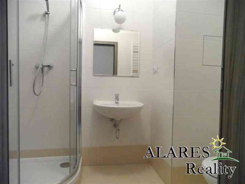 Novostavba 1+kk 31m2, balkon, ul.Kadečkové, Praha 18 Letňany - foto 6