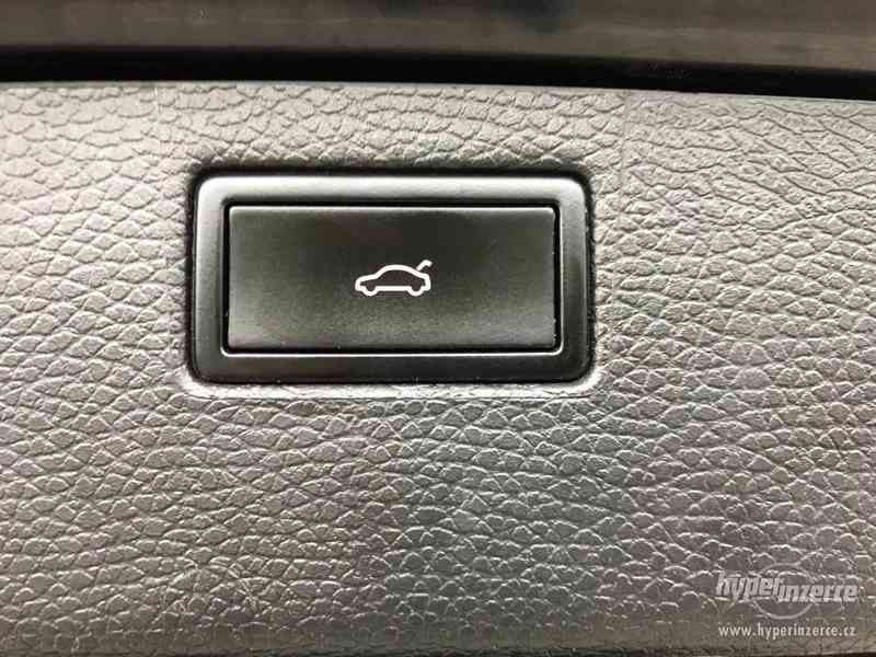 Volkswagen Passat B7 Highline 2.0TDi, Max výbava! - foto 20