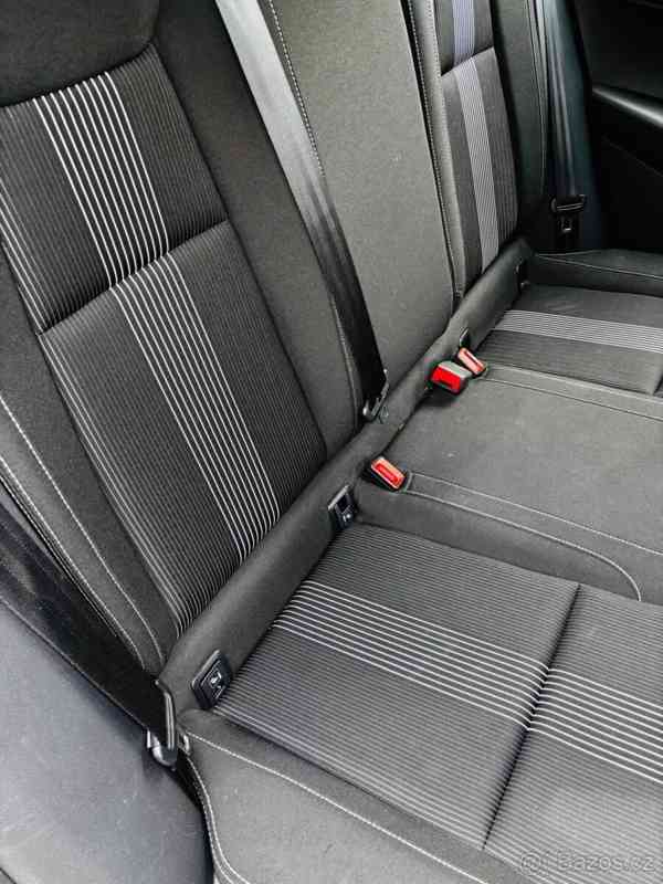 Škoda Karoq 1,6 - foto 8