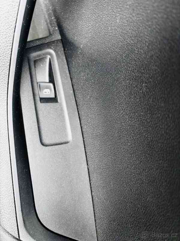 Škoda Karoq 1,6 - foto 11