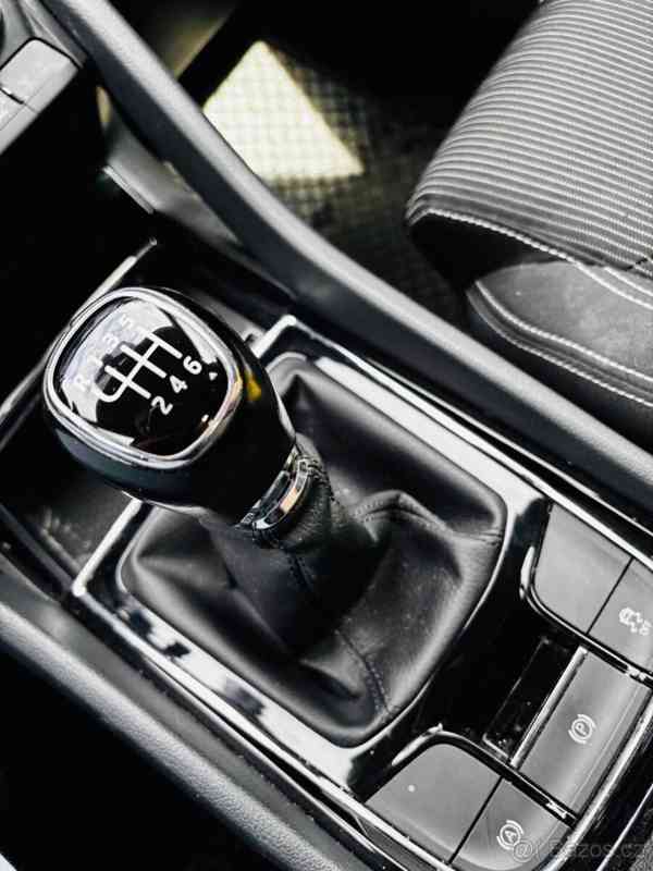 Škoda Karoq 1,6 - foto 16