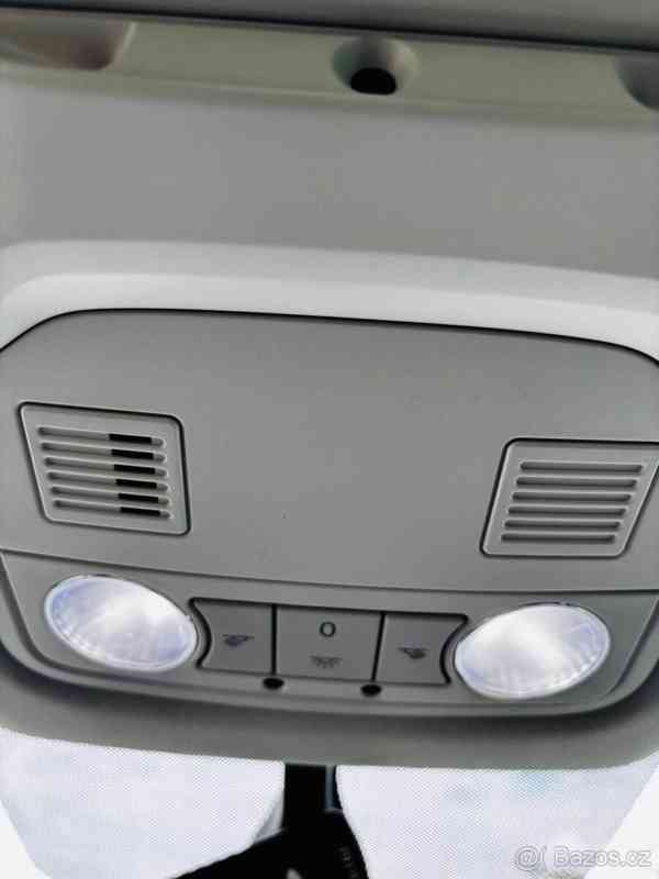 Škoda Karoq 1,6 - foto 15
