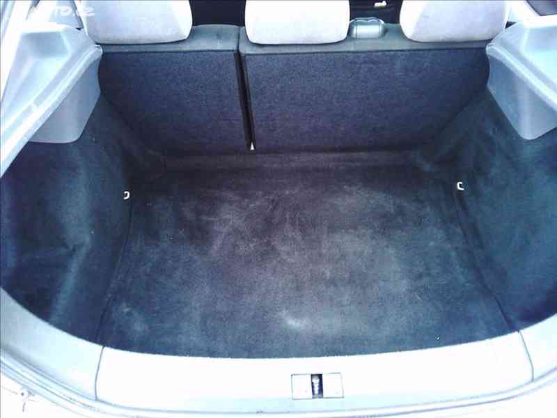 Prodám Seat Leon 1.6, 16 V - foto 11