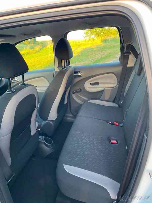 Citroën C3 Picasso 1,2   81kw rok 2015 - foto 14