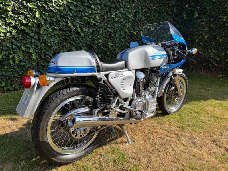 Ducati 900 SS - foto 2