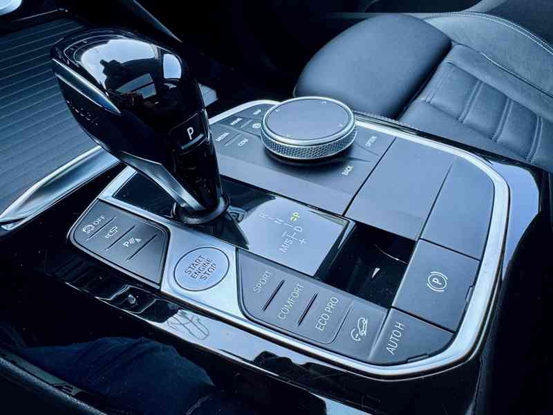 BMW X3 20d LASER, PANO, HUD, 360°, HiFi, kůže, ACC, TOP stav - foto 18