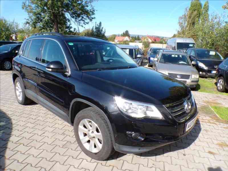 Volkswagen Tiguan 2,0 TSI TAŽNÉ ZAŘÍZENÍ - foto 1