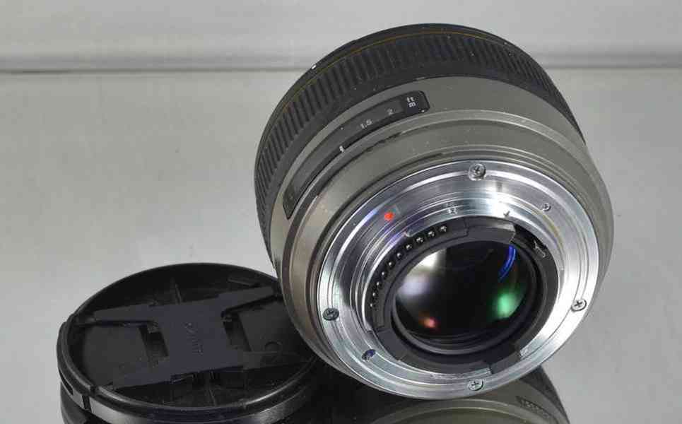 pro Nikon - Sigma 30mm 1:1,4 EX DC HSM**DX, Pevný - foto 4