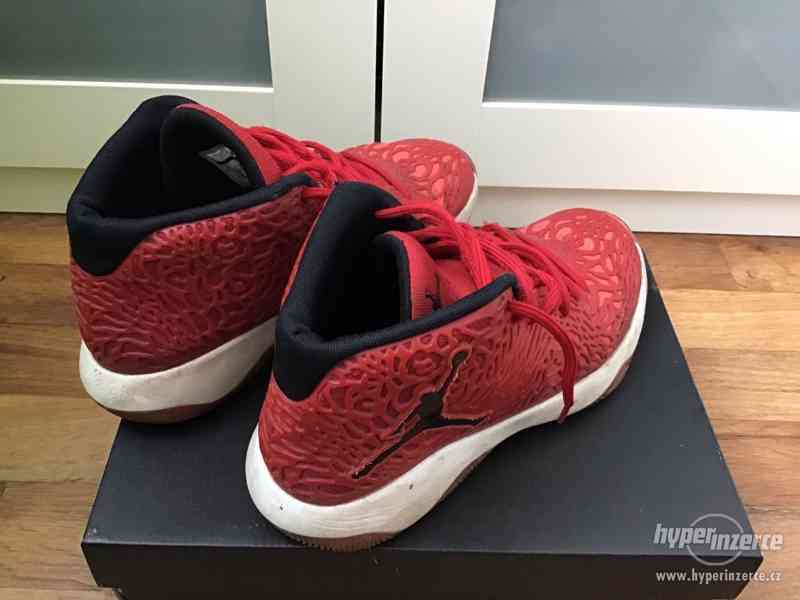 Nike Jordan / vel41 - foto 3