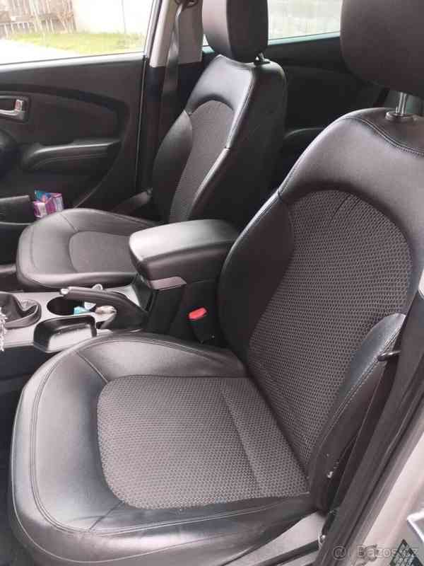 Hyundai ix35 benzín LPG 2012 16/ 99kw - foto 10