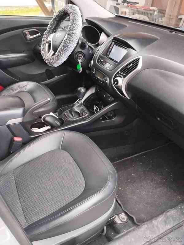 Hyundai ix35 benzín LPG 2012 16/ 99kw - foto 13
