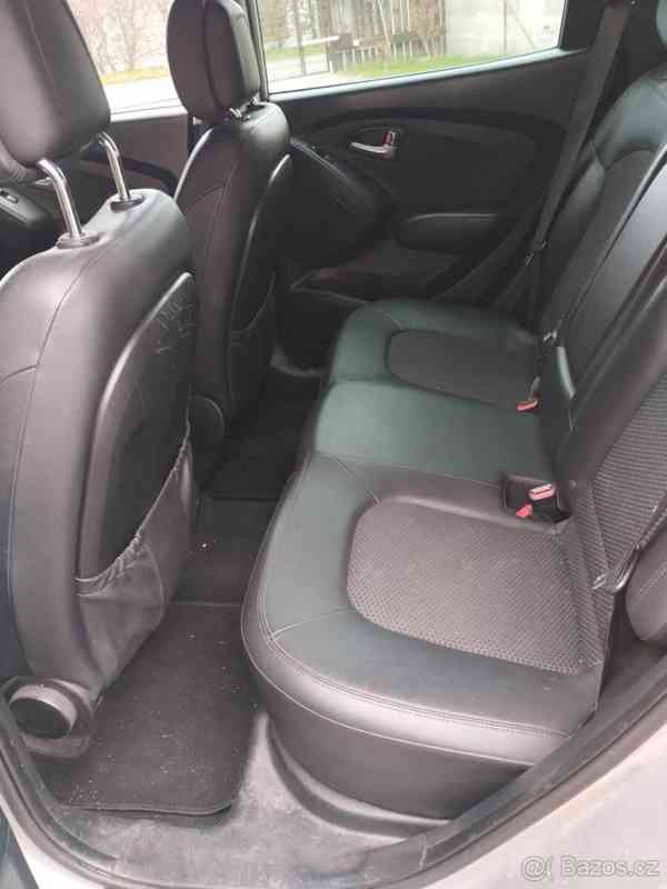 Hyundai ix35 benzín LPG 2012 16/ 99kw - foto 14