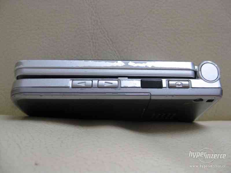 Panasonic EB-VS3 - "véčkové" mobilní telefony - foto 9