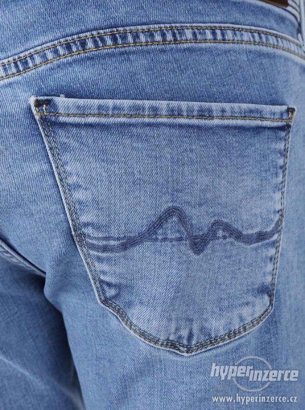 -60% Světle modré dámské slim fit džíny Pepe Jeans Cher - foto 4