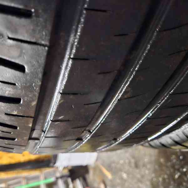 Alu kola AMG + letní pneu 255/50 R19 - foto 4