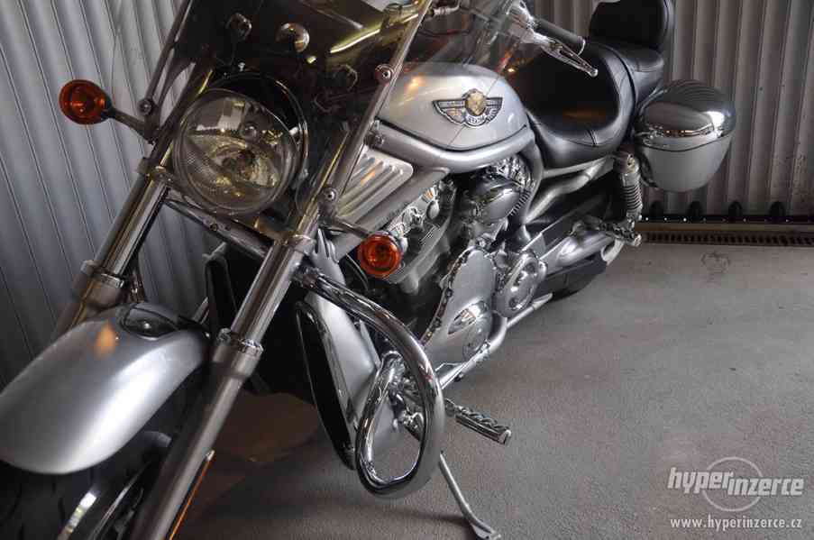 Harley-Davidson VRSCA V-Rod 100th Anniversary - foto 5