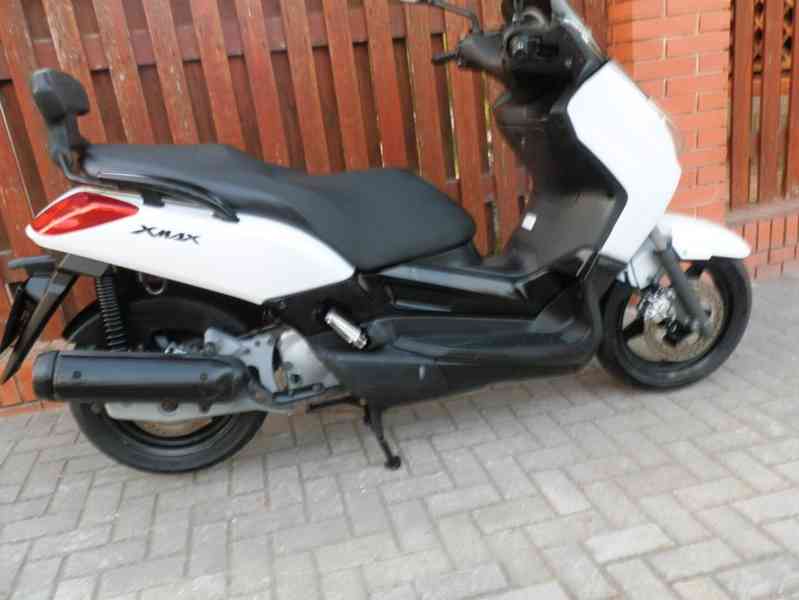 Yamaha X-Max 125 - foto 3