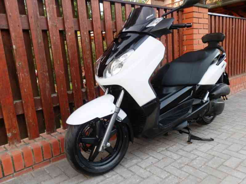 Yamaha X-Max 125 - foto 15