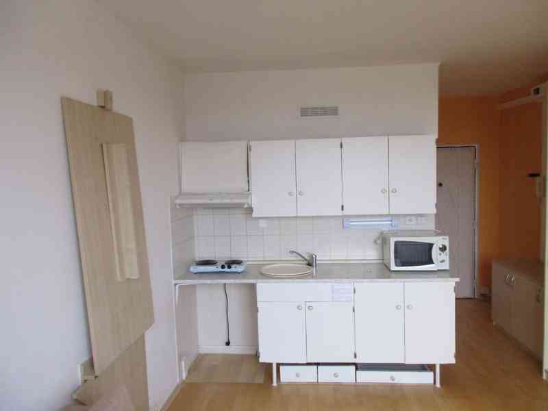 Pronájem bytu 1 + 0 (garsoniéra 23 m2) - foto 3