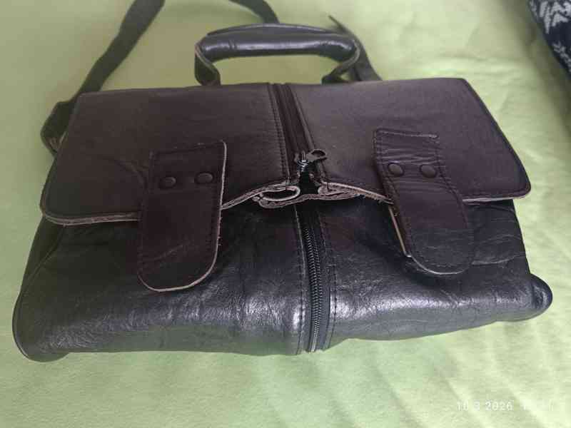 Prodám PÁNSKOU KOŽ.ROZKLÁDACÍ TAŠKU, černou - foto 2