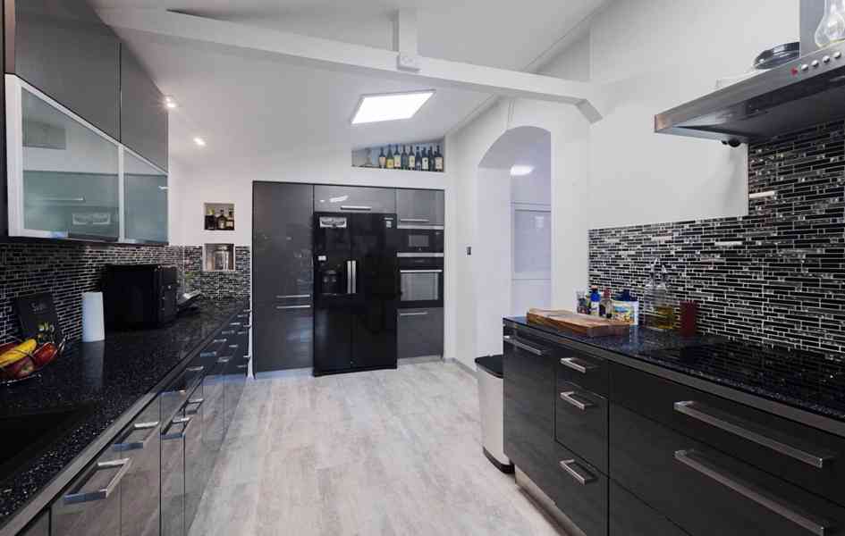 prodej domu - foto 4