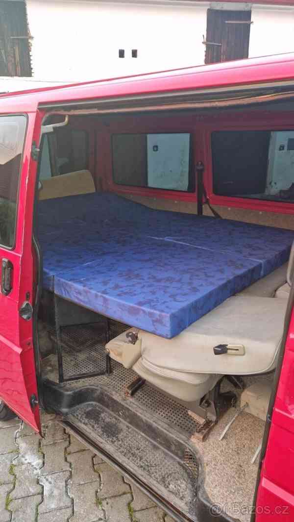Volkswagen Transporter 2,5   T4 TDi - foto 18