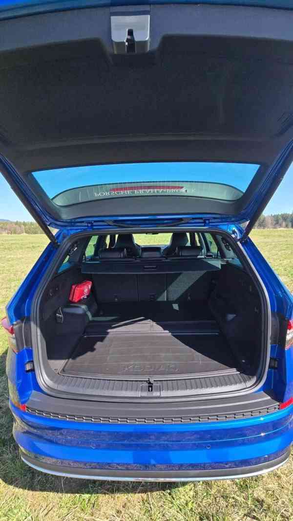 Škoda Kodiaq 2,0   147 kW 7-stup. aut./ 4x4 / 7 m - foto 12