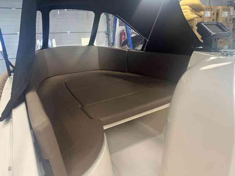 Použitá motor.loď Szymanski 485 r.v.2022 s motorem - foto 7