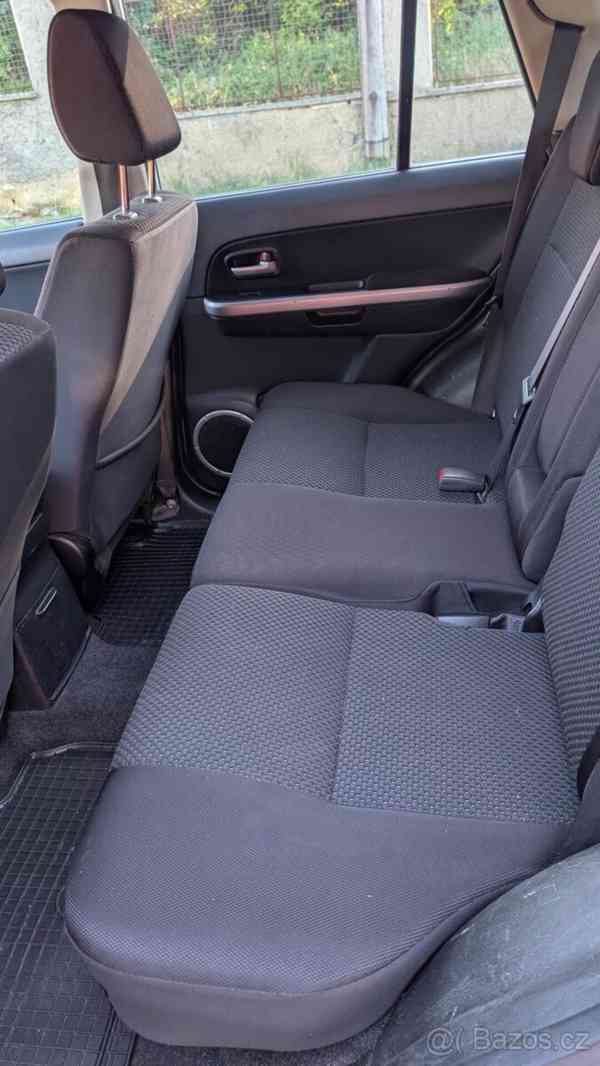 Suzuki Grand Vitara 2,4   JLX-ES 4×4, manuál, ČR - foto 13