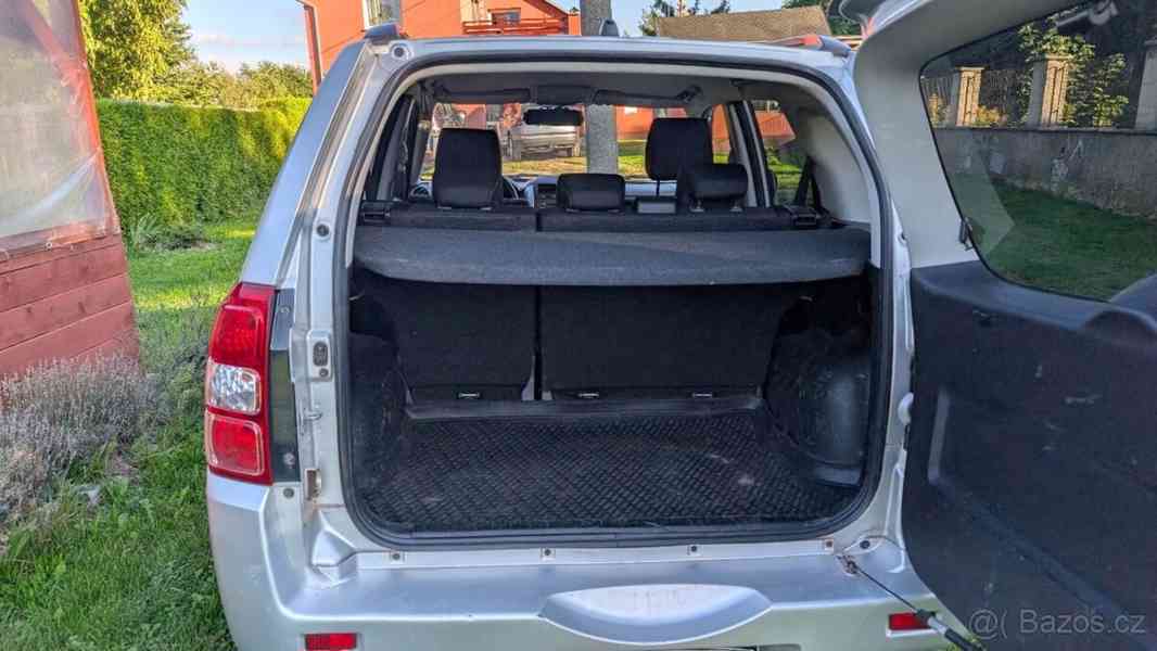 Suzuki Grand Vitara 2,4   JLX-ES 4×4, manuál, ČR - foto 7