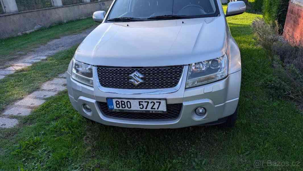 Suzuki Grand Vitara 2,4   JLX-ES 4×4, manuál, ČR - foto 1