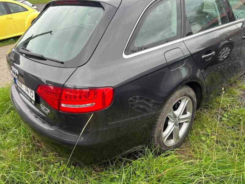 Audi A4 2,0   B8 - foto 4