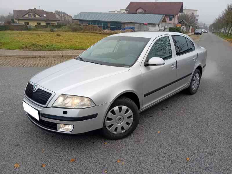 Škoda Octavia 1.6 MPI Elegance - foto 2