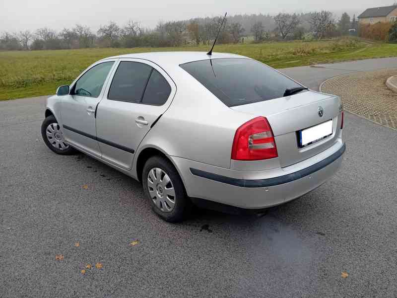 Škoda Octavia 1.6 MPI Elegance - foto 4