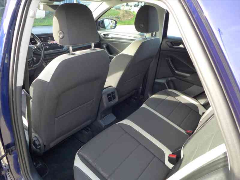 Volkswagen T-Roc 2,0 TDI 110KW 4x4 VIRTUAL LED - foto 6
