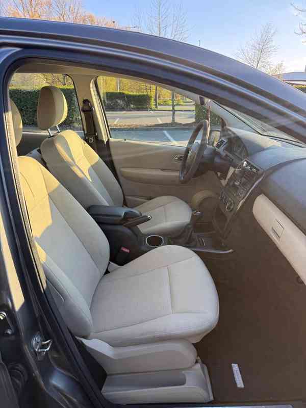 Mercedes Benz A180 CDI (W169) 2.0 CDI 80 kW, 2008, STK 2027 - foto 6