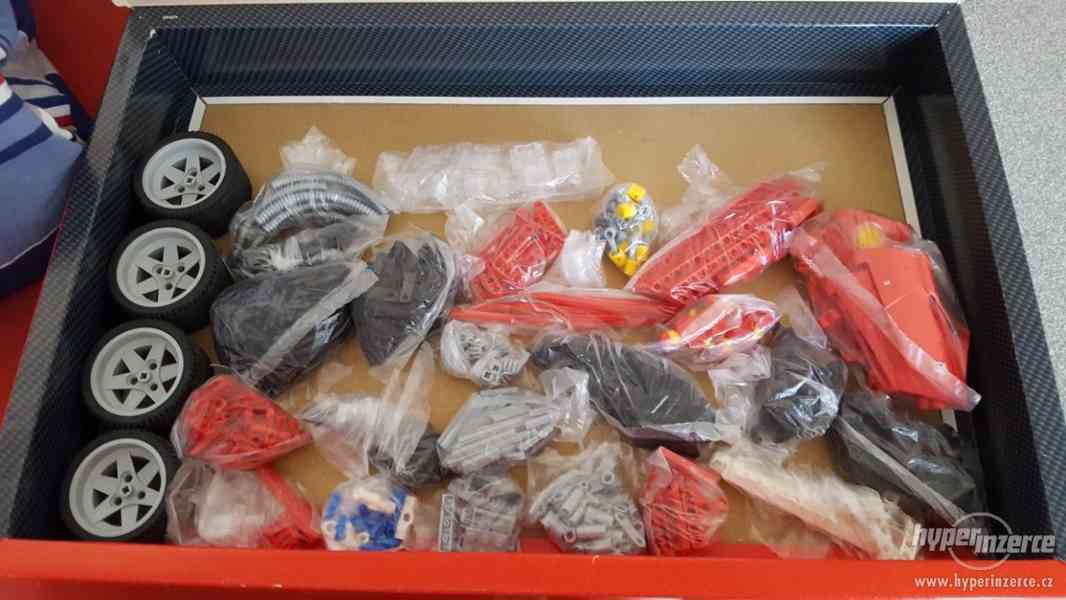 Lego 8386 Racers - Ferrari F1 Racer - foto 2