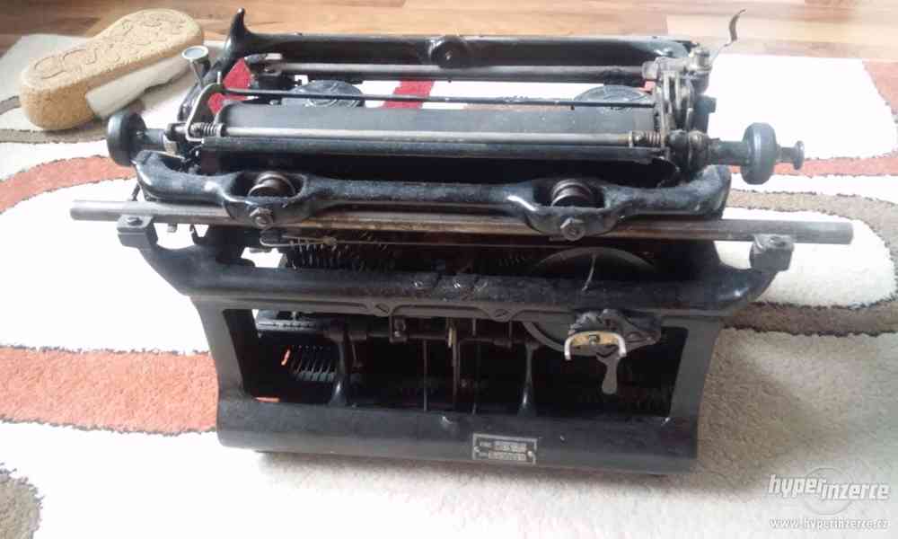 Starožitný psací stroj Ideal - foto 5