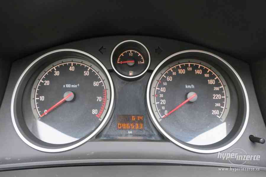 Opel Astra 1.6,16V,85kW,NovéČR,serv.kn,96tkm,klima - foto 10