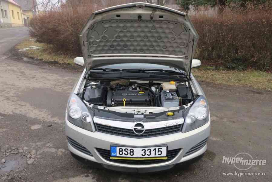 Opel Astra 1.6,16V,85kW,NovéČR,serv.kn,96tkm,klima - foto 13