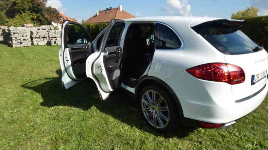 Porsche Cayenne 180kW/rok výroby 2013 - foto 2