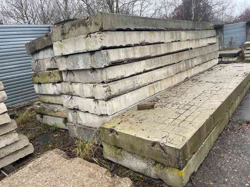 Stropní panely - foto 1